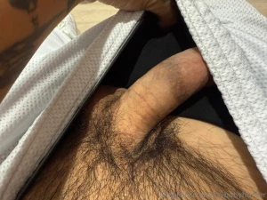 Working and making money makes me so honry need someone to book an