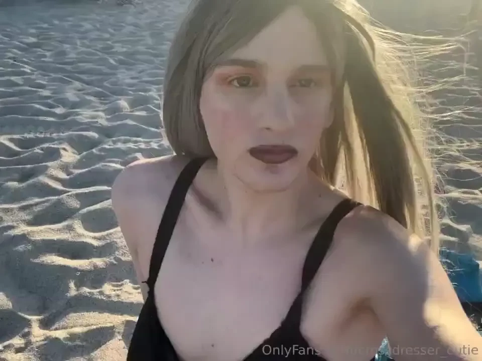 Crossdresser-cutie 