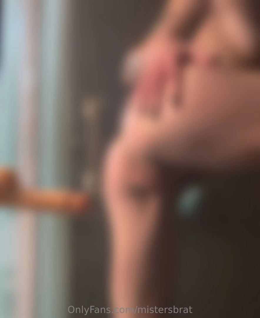 Welcome new year and new subs message me anytime if you d like to see 