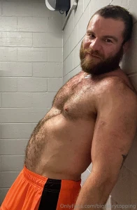 I find ya outside the motel and ask ya to blow me