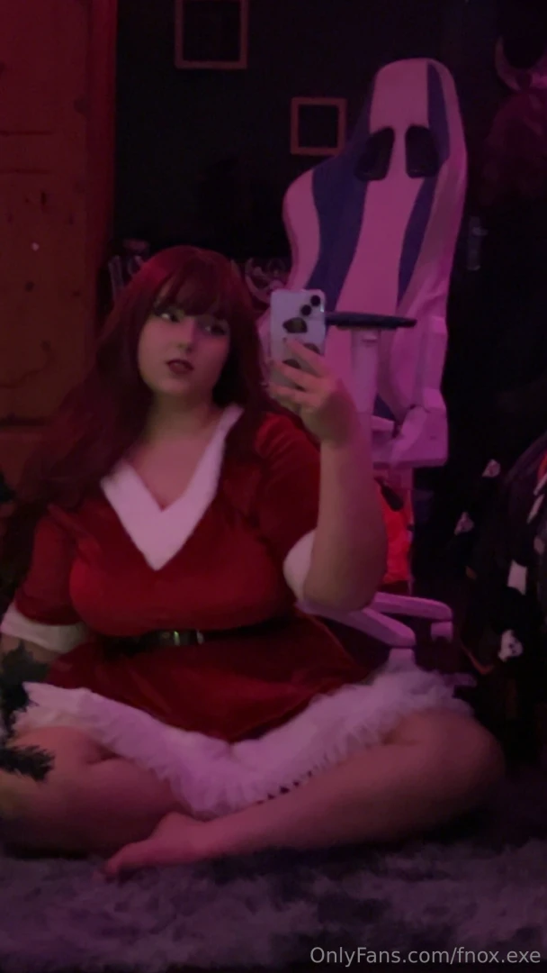 Mrs claus is going to be on the naughty list tonight happy day 7 