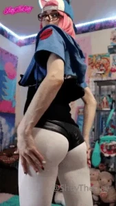 sheythegay - Happy humpday from my lynx cosplay from fortnite who likes booty in 