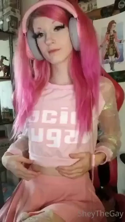 Ahegao amp strip video out of one of my fav outfits 