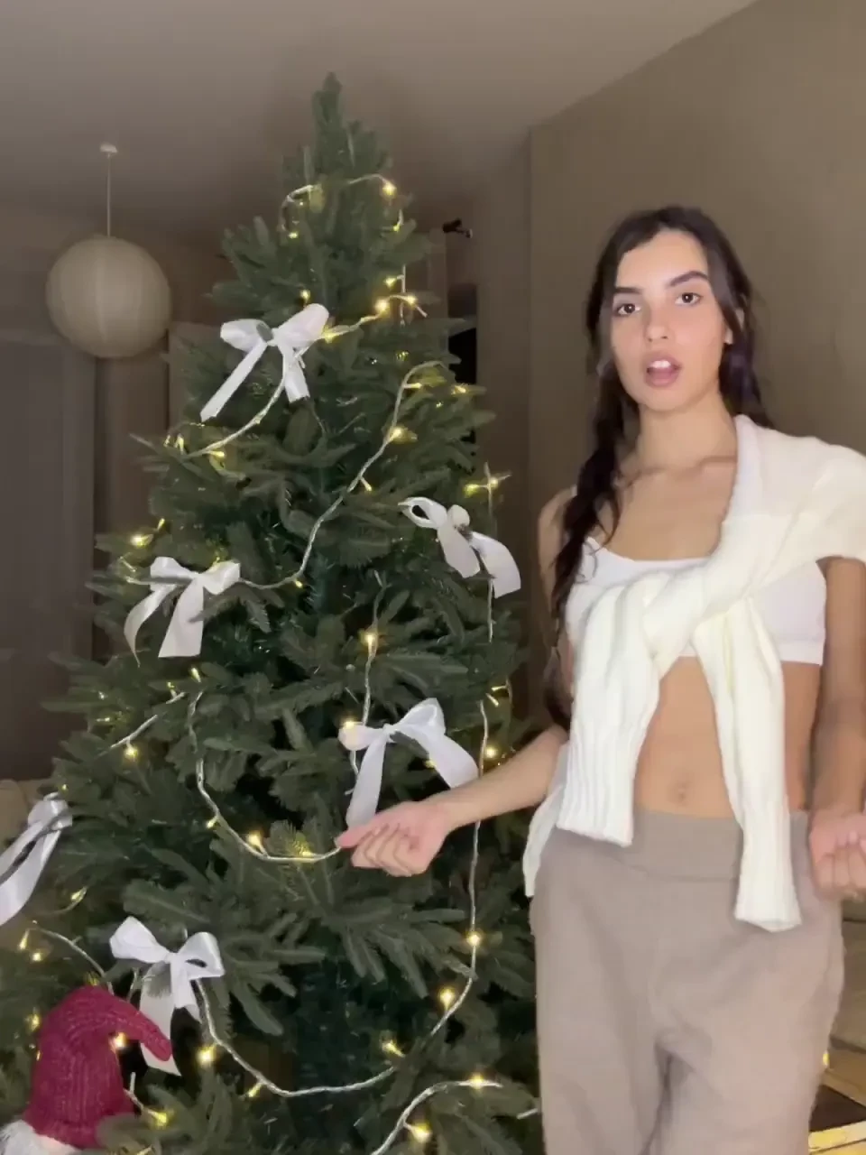 Hello my darlings i just finished dressing up our christmas tree with part 1 