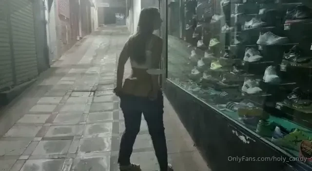 El culito que no falte my ass in the street 