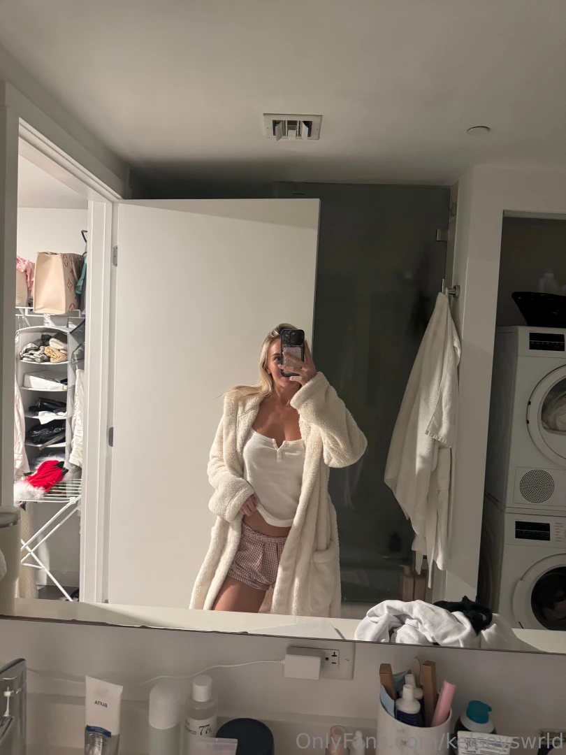 Sending whoever joined the like a free bundle rn hope you like ily 