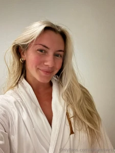 Dm me if you think we have unrealistic views on men s beauty standards part 15