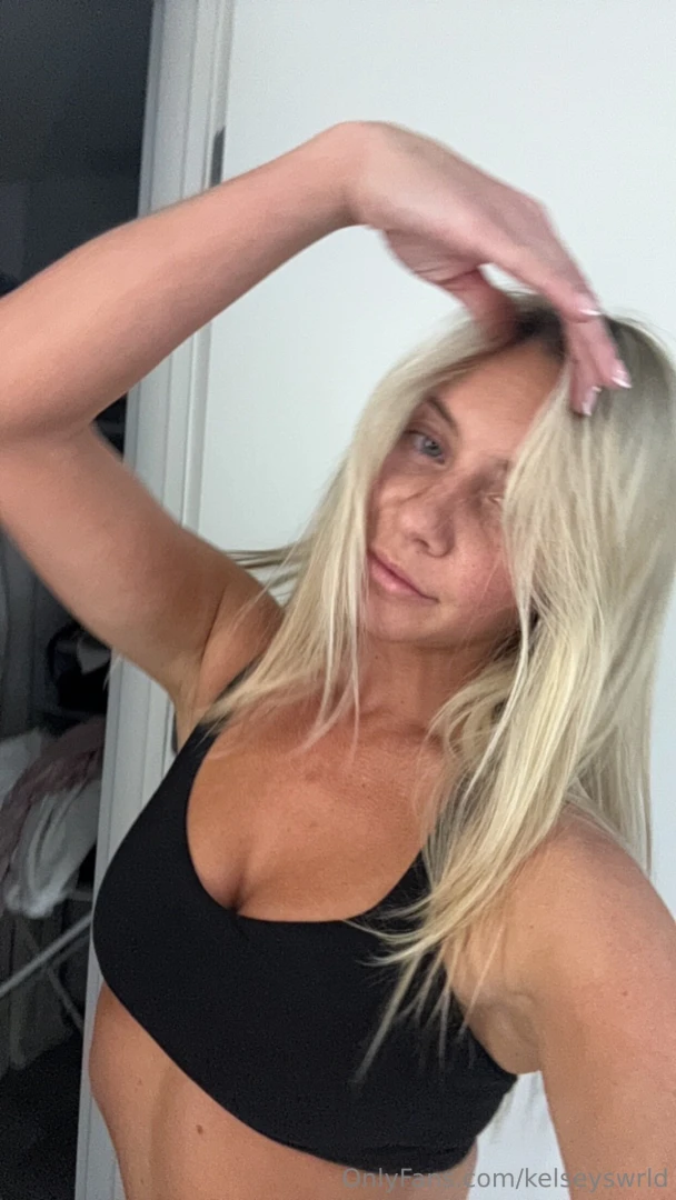 Dm me what you find the most attractive on a women part 19 