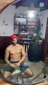 Sabes quien tiene la mejor verga de toda la plataforma no quien es el