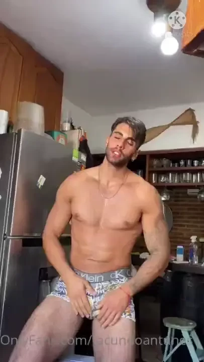 Hace tiempo quer a probar uno de estos en mi verga as que me compre 4 