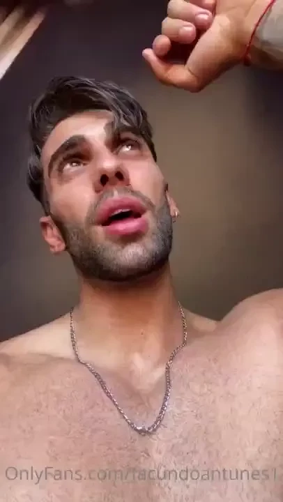 La vista que tengo en las ma anas tardes y noches es incre ble miro el 