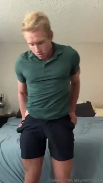 Got so horny after work today i had to come home and bust a nut you 