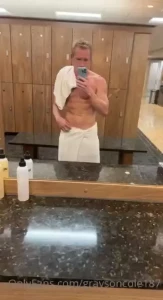 Can t be trusted in the lockerroom