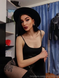 I only show what i want you to see the rest you ll have to earn