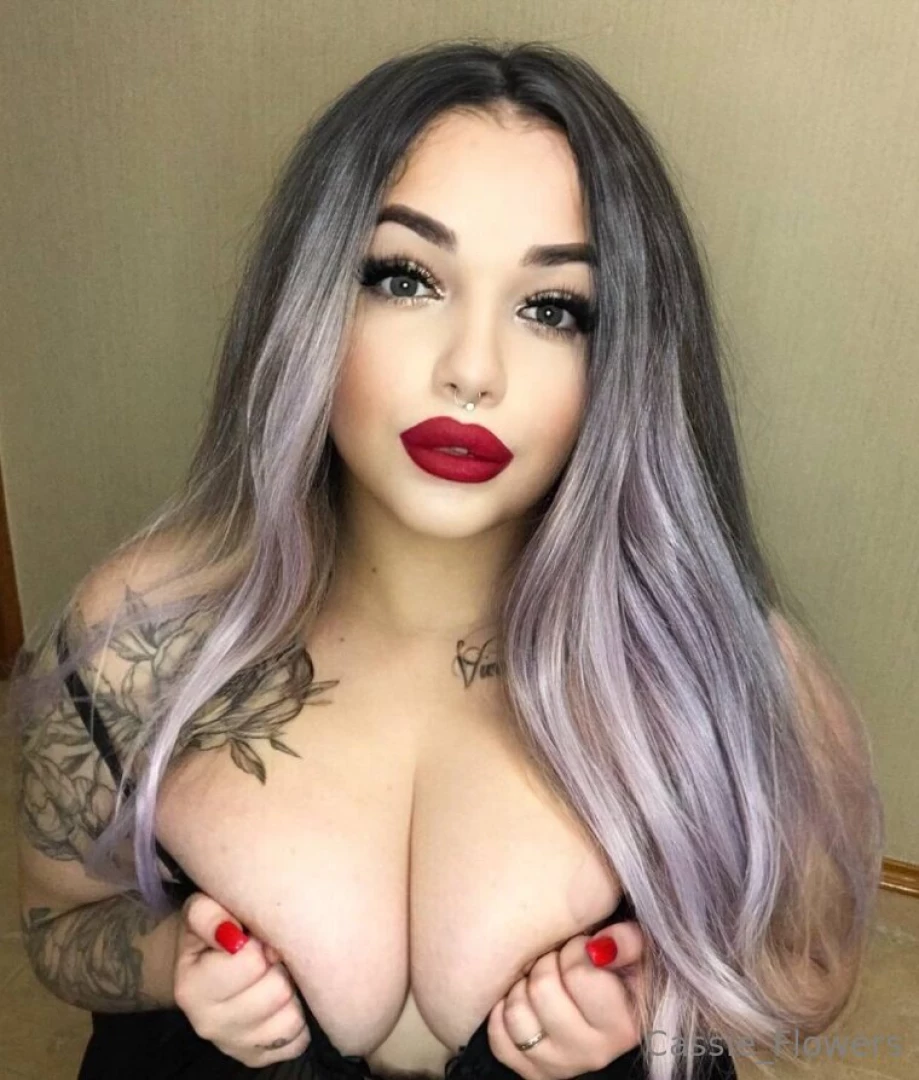 Tiny babe mi1ana home alone and bored now nbsp she wants to show you part 21 