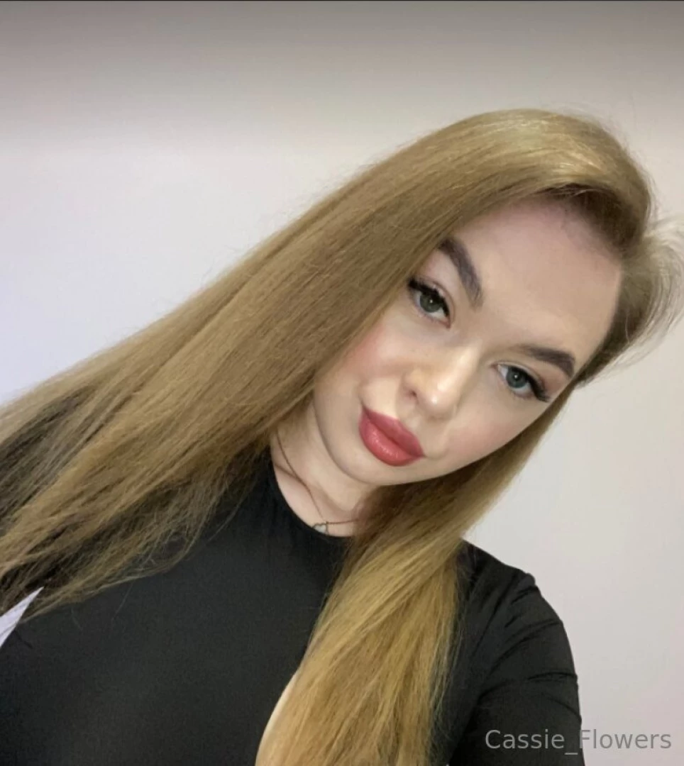 Beautiful single baby elizabeth_fairy looking for good cock to suck part 21 