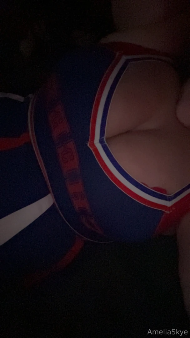 Natural cheerleader vibes i ll be around tomorrow btw dm me for calls 