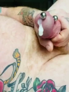 Horny af and already dropped 2 loads but here s a lil baby 3rd load