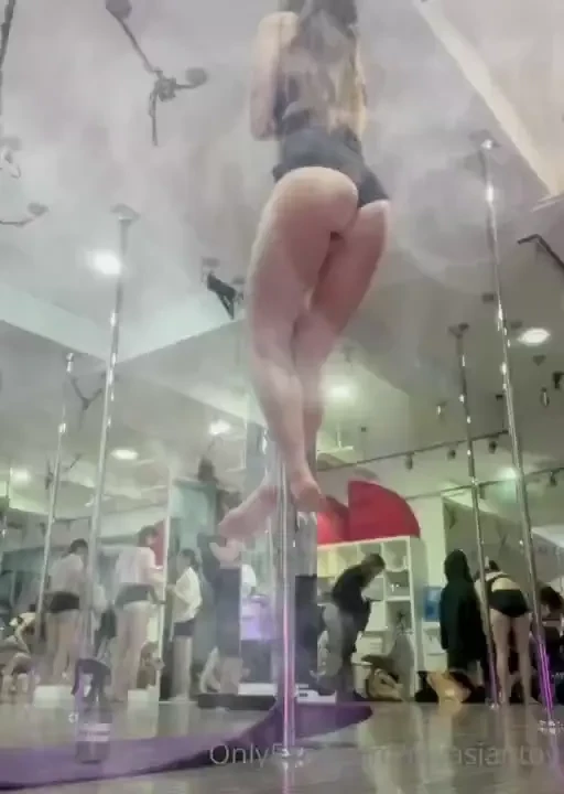 I love cleaning pole 