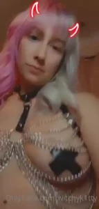 I ve always wanted to have my hair split dyed and i finally did it