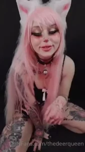 Good morning i wonder who wishes they were under me in this video