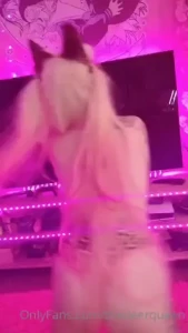Enjoy this little booty wiggle clip lt 3 uwu