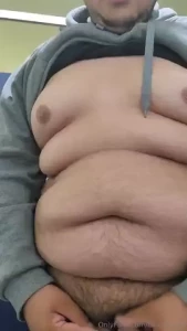 Some nude belly play at uni