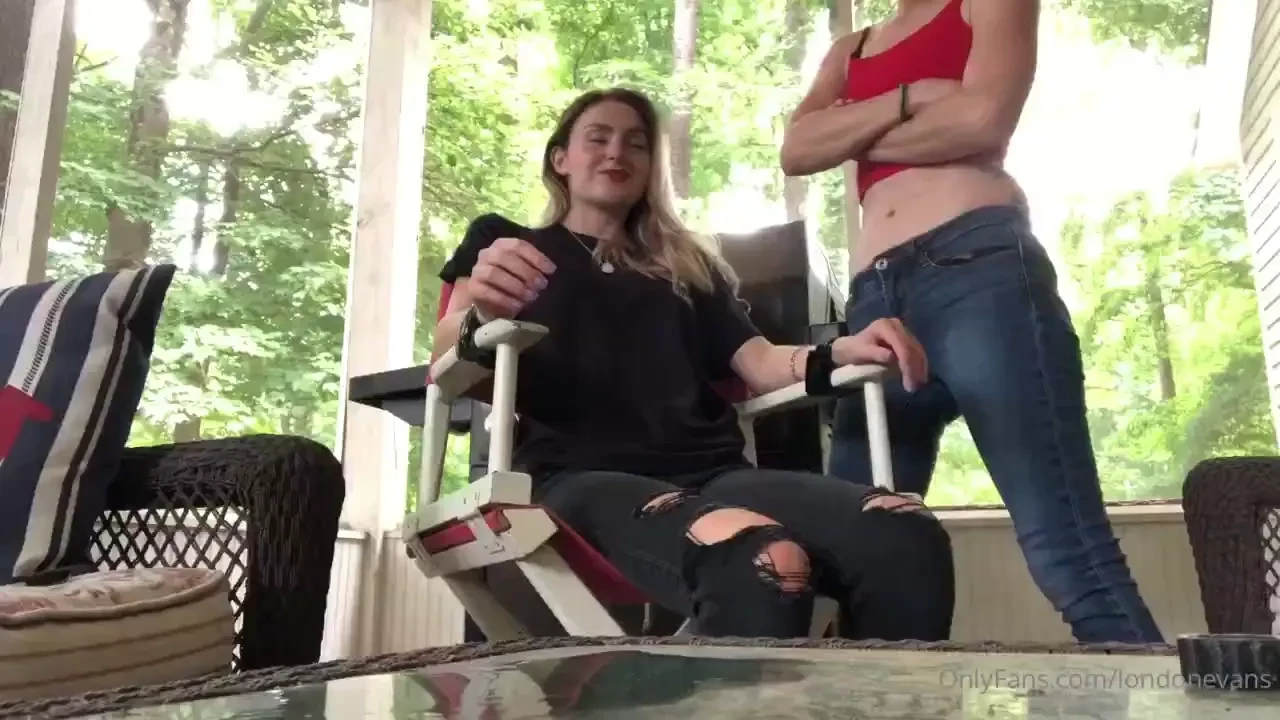 Harley quinn tries her new laughing spray on me 