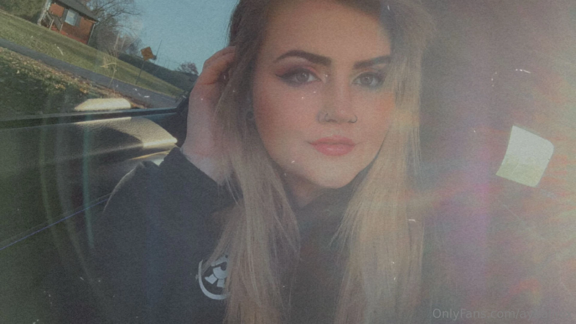 Lighting in the dutch bros line was fiiire just some selfies for the part 1 