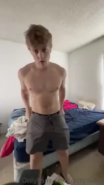 Quick strip before the gym 