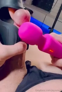 Just vibin with a satisfying ending good load and pulsating shaft