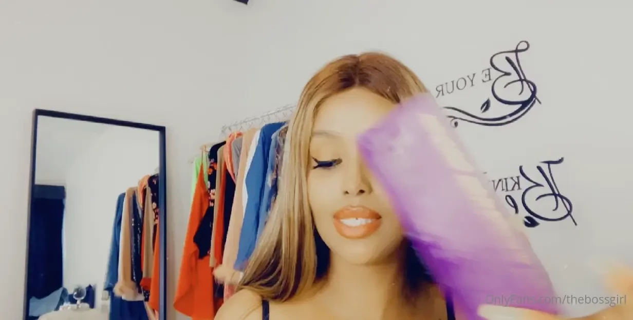 Which butt plug do you want me to use 