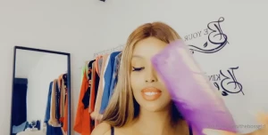 Which butt plug do you want me to use