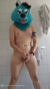 bluedaddywolf - I was horny today so i recorded something fur u 3 take this continues 