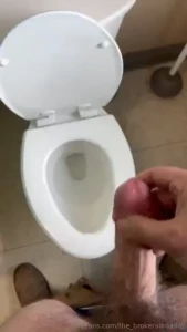 Saturdays are for jerking off at work