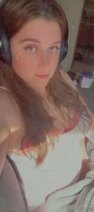 It s hot outside for a thicc queen come cool me off or make me sweat part 1