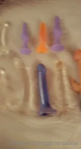 Help me add to my dildo collection part 1
