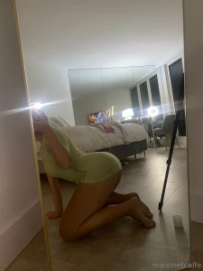 I don t mind being on my knees in fact i like it part 1