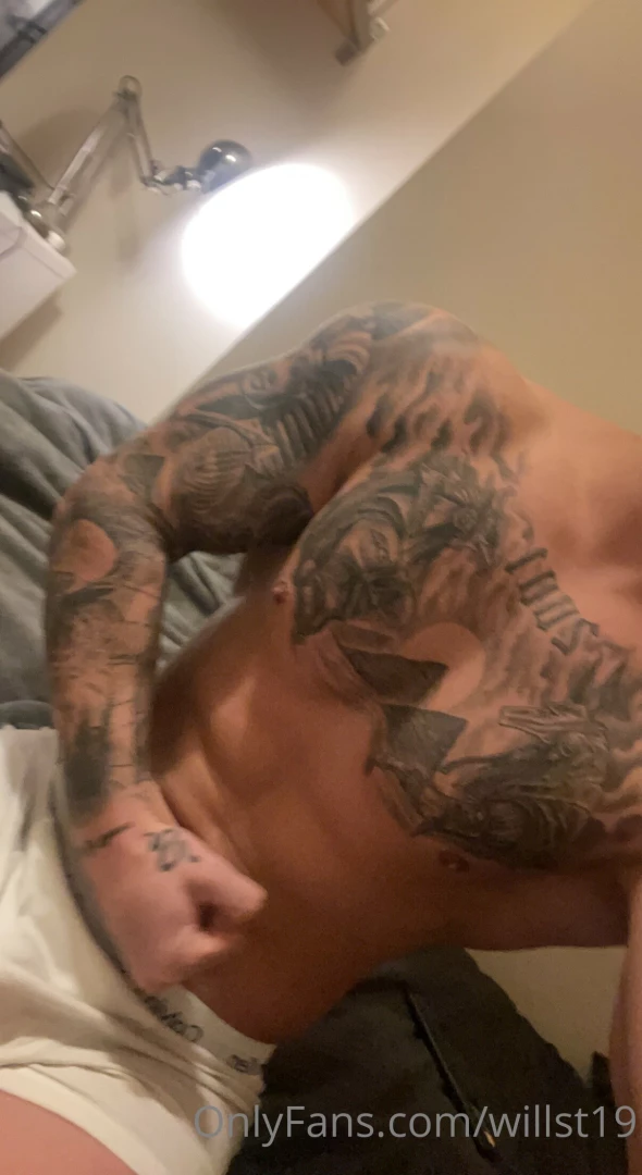 Just want my dick sucked 