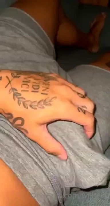 Tip me it s christmas 