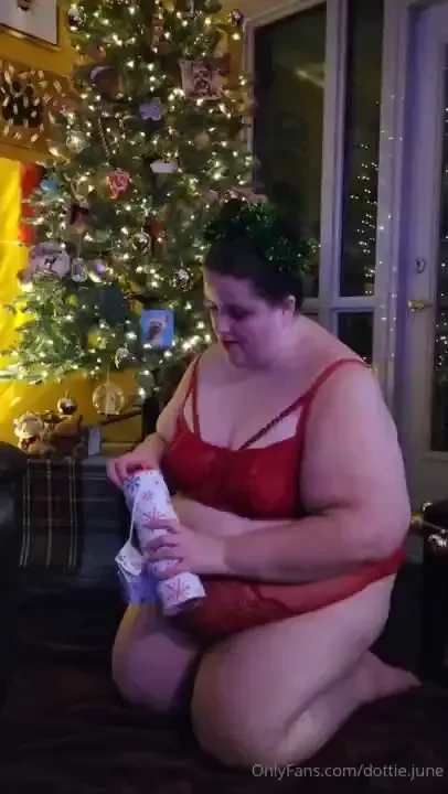 Peach discovers an early christmas present from dottie peach june 