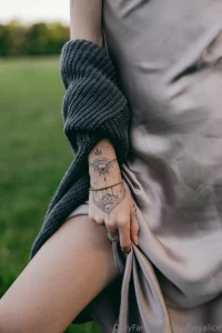 You can feel touches in different ways the main thing is to be in the