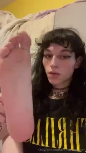 Here s some lil snippets of my feet lmk what u think and hmu for part 4