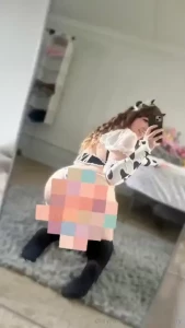 I feel soooo sexy in this cow lingerie cowgirls are the best girls