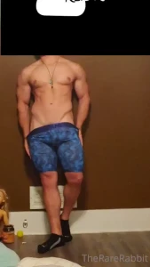 Posing for ya part 1