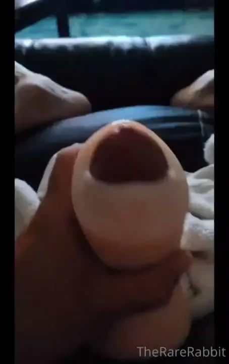 Beautiful cum fountain when the music stops 