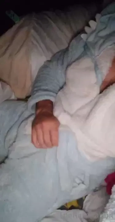 Stroking to the music 