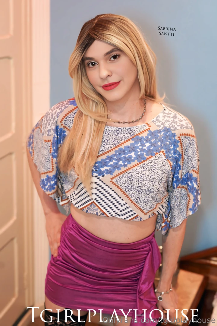 Omg so i met this sissy cross dresser name sabrina santti who wanted 