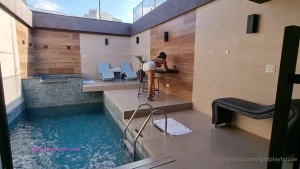 Big booty brazilian andressa fernandes is ready for her playhouse