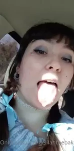 Showing up my mouth can be as wet as my pussy
